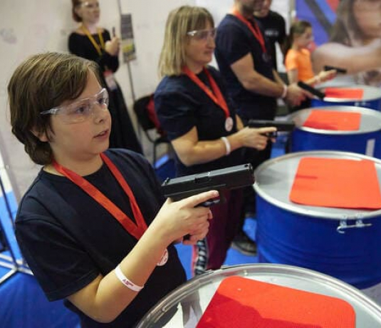 Стрельба из пистолета